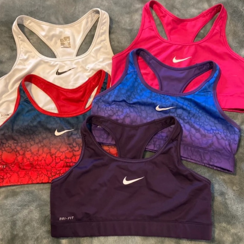 5 size Large NIKE sports bras